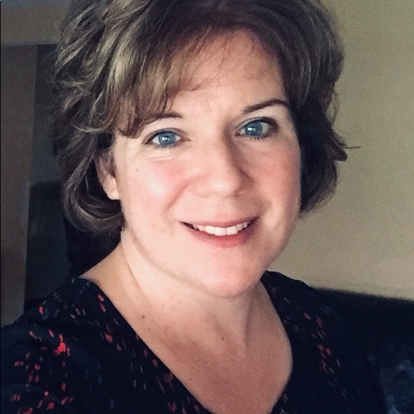 Meet your Posher, Shannon - Picture 2 of 2